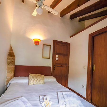 אלקודיה Petit Hotel Hostatgeria La Victoria מראה חיצוני תמונה