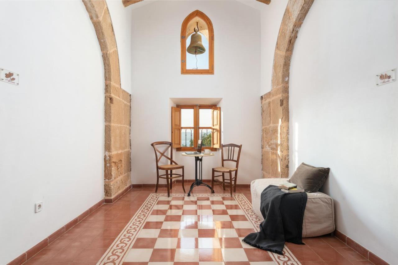 אלקודיה Petit Hotel Hostatgeria La Victoria מראה חיצוני תמונה
